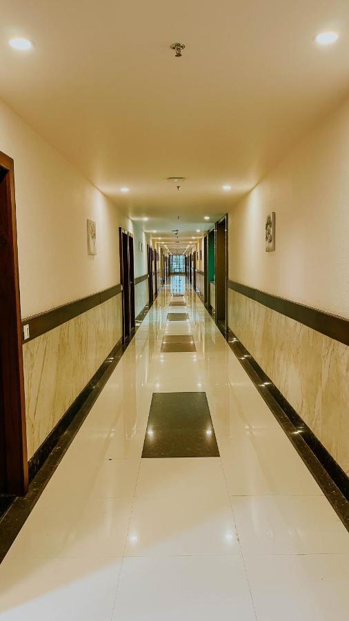 אויאיין Hotel Tirth By Sonu'S מראה חיצוני תמונה